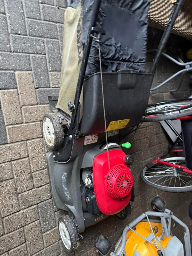 Honda duwmaaier / grasmaaier / gazonmaaier, Ophalen of Verzenden, Zo goed als nieuw