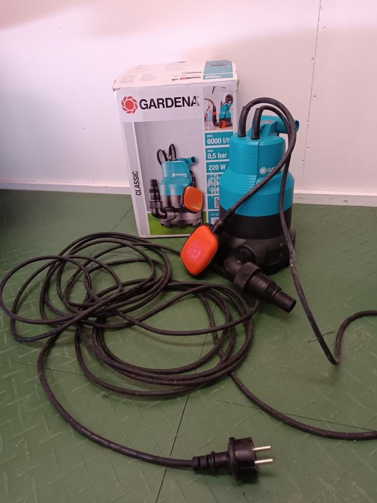 Gardena dompelpomp 6000 classic zgan, Ophalen, Zo goed als nieuw, Dompelpomp