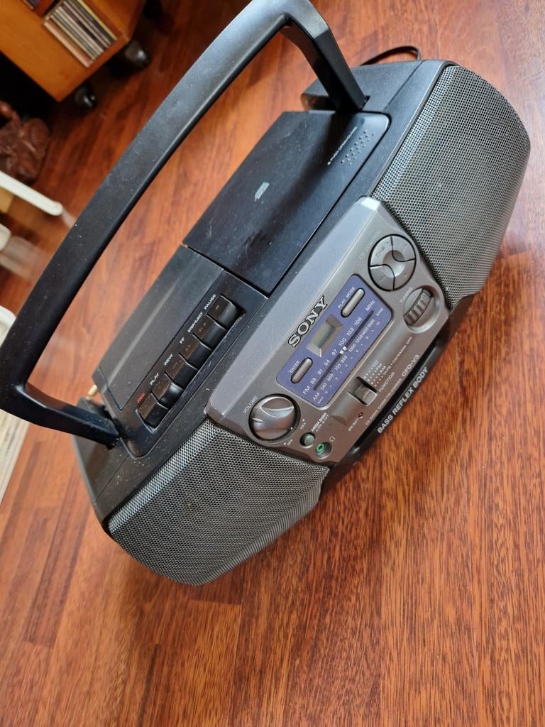 Sony CFD-V3 radio cd speler draagbaar, Ophalen of Verzenden