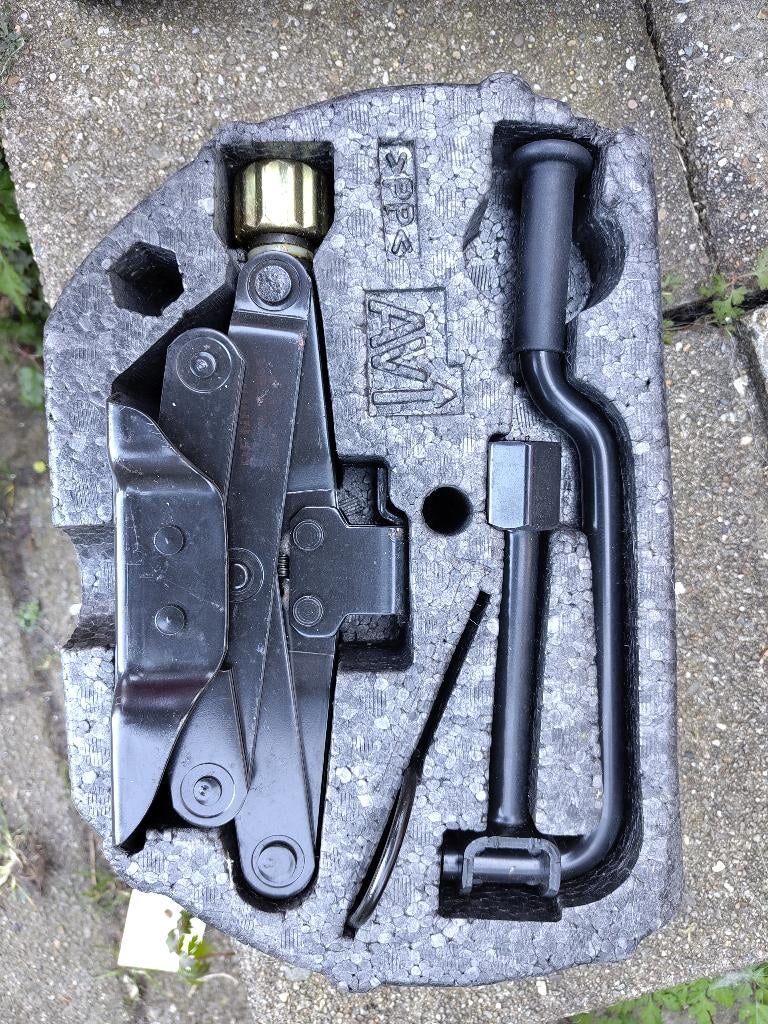 Autokrik, Ophalen, Gebruikt, Manueel, Schaarkrik