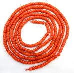 Lange streng antieke bloedkoralen, Sieraden, Tassen en Uiterlijk, Ophalen of Verzenden, Overige materialen, Ketting, Met edelsteen