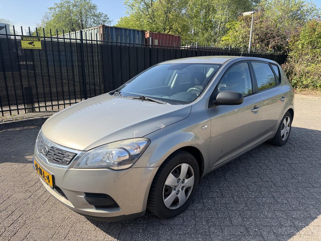 Kia cee'd 1.4 CVVT X-pect 5 Drs (bj 2010), Auto's, Euro 5, Stof, Gebruikt, Zwart
