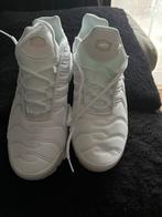 Nike Air Max Plus Triple White! Mt 42, Sport en Fitness, Basketbal, Verzenden, Nieuw, Schoenen