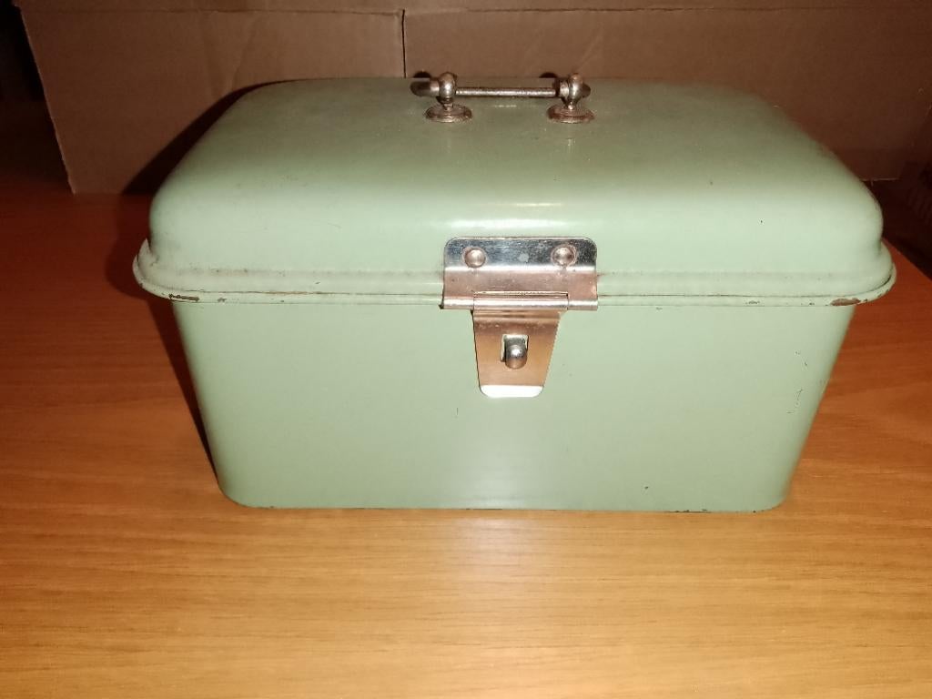 Emaille lunchbox, Ophalen of Verzenden