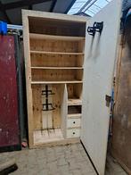 Ruime zadelkast voor 2 zadels - Erg netjes!, Ophalen, Zo goed als nieuw, Overige soorten