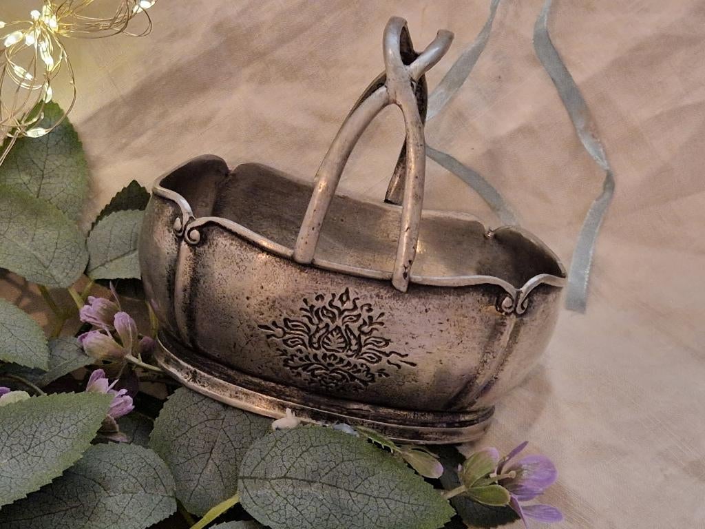 Brocante schaaltje. "Mandje- mooie decoratie/tin"., Antiek en Kunst, Curiosa en Brocante, Verzenden