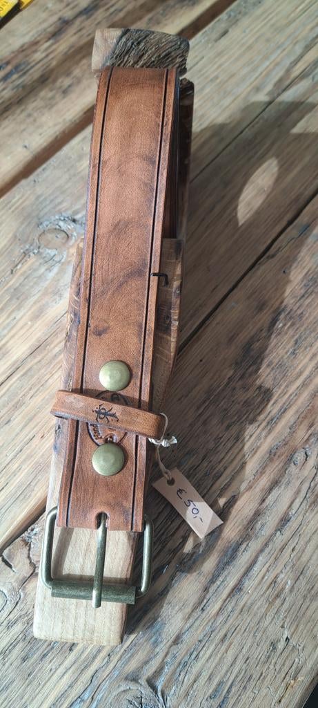 Leren riem 116CM lord of the rings. Handgemaakt, By lord, Echt leder, Nieuw, Ophalen of Verzenden