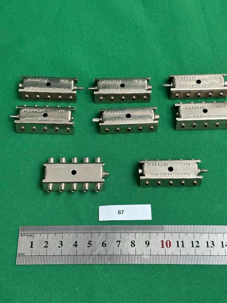 67- Märklin 8x 7209 Verdeelplaat - Made in Western Germany, Hobby en Vrije tijd, Modeltreinen | H0, Zo goed als nieuw, Overige typen