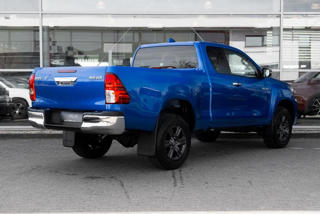 Toyota HiLux 2.4 D-4D Xtra Cab Challenger BPM-VRIJ OP NL KEN, Auto's, Toyota, Automaat, Gebruikt, Euro 6, 4 cilinders