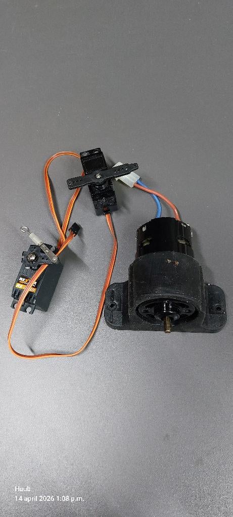 RC servos en motor, Ophalen of Verzenden, Gebruikt, Elektro