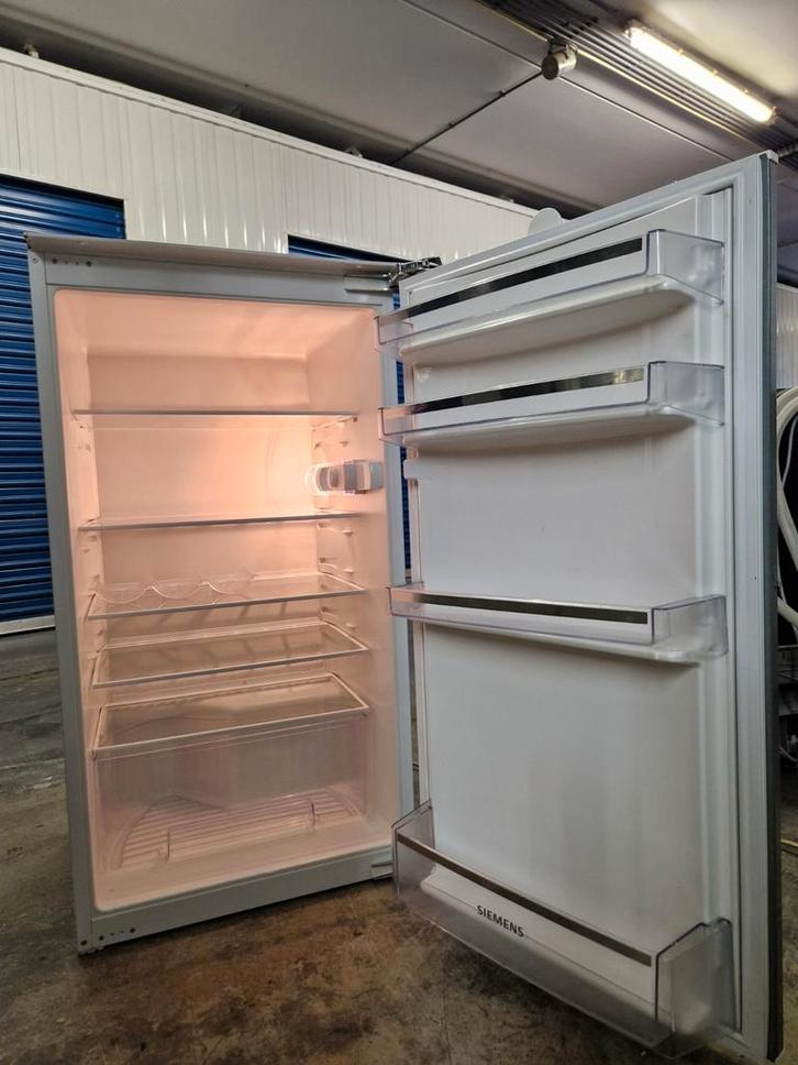 SIEMENS 101x54 cm Inbouw Koelkast A+ !!! 75 EURO !!!, Witgoed en Apparatuur, Koelkasten en IJskasten, Zo goed als nieuw, Zonder vriesvak