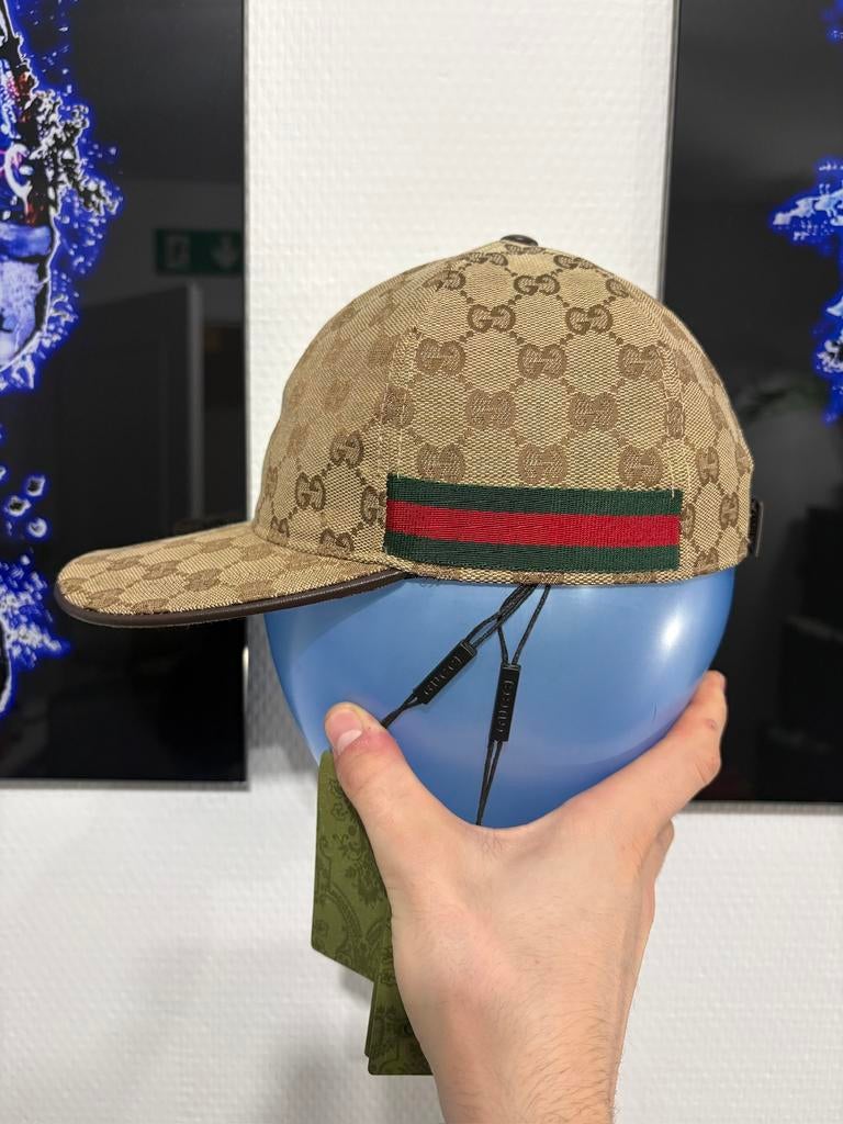 Gucci pet Limited edition, Ophalen of Verzenden, Nieuw, 57 cm (M, 7⅛ inch) of minder, Pet