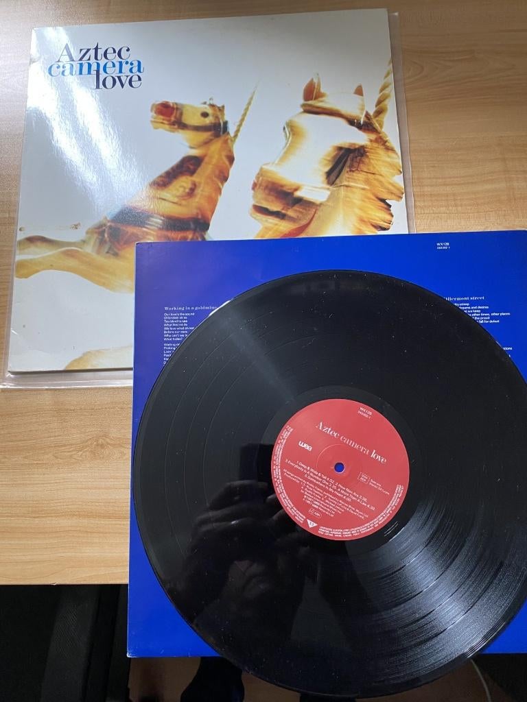 Aztec Camera – Love, Ophalen of Verzenden, 1980 - 1989, Zo goed als nieuw, 12 inch