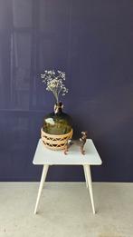 Vintage bijzettafel wit met formica blad - H50 B50 D40, Gebruikt, N, Vintage, Ophalen of Verzenden