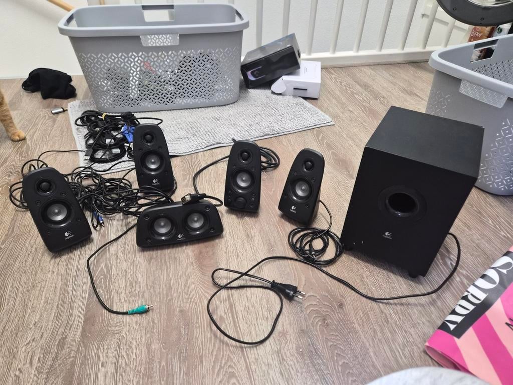 Logitech Z506 Surround Sound Speakers met Subwoofer, Overige merken, Gebruikt, Ophalen of Verzenden, Complete surroundset