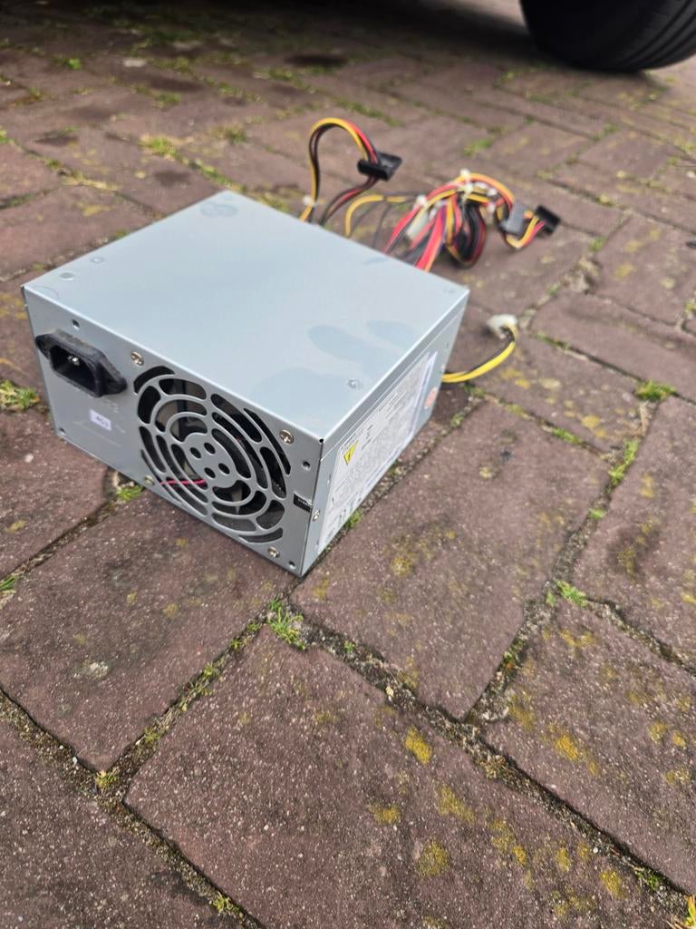 FSP Group Inc. ATX-250PA (PF) Voeding Computer, Computers en Software, Ophalen of Verzenden, Gebruikt