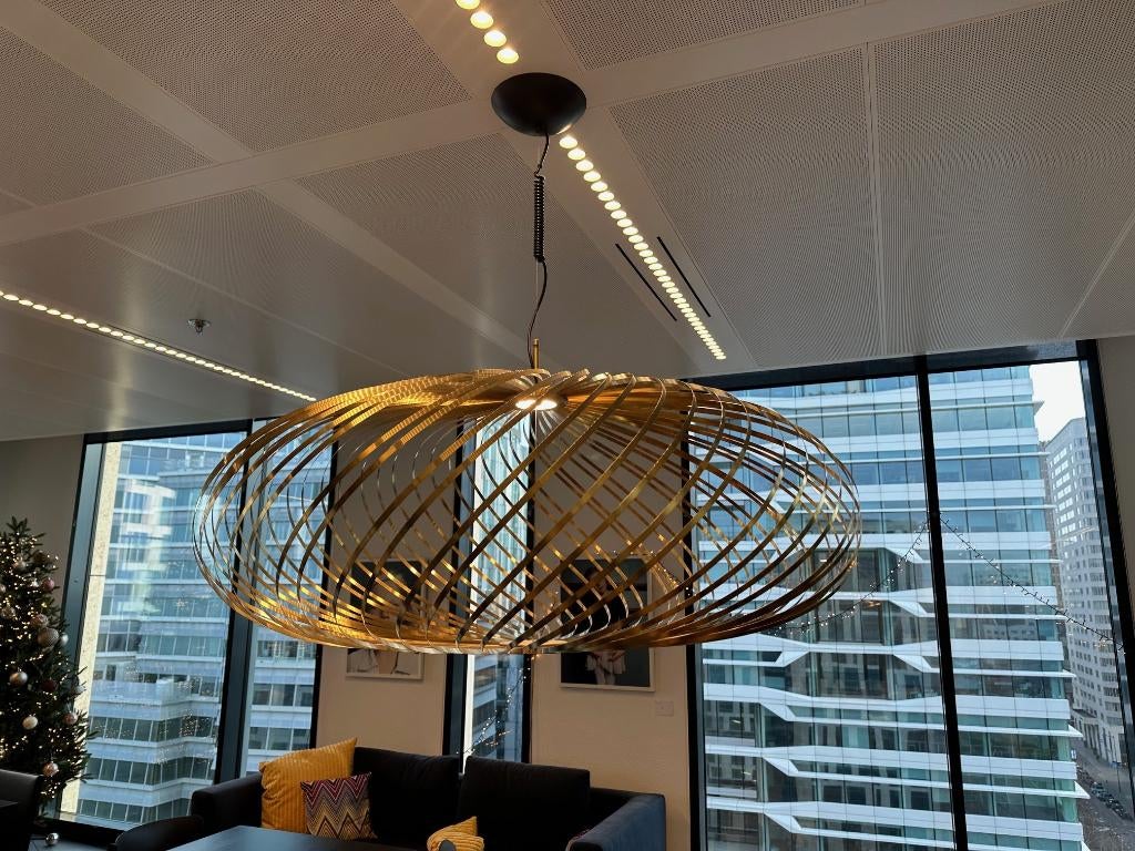 Twee Tom Dixon Spring lampen large, kleur: messing, Ophalen, Gebruikt, Metaal, Minder dan 50 cm