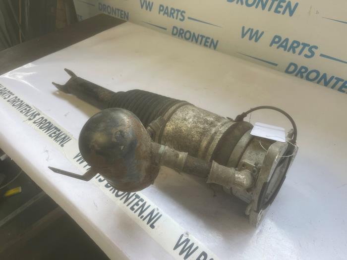 Schokdemper rechts-achter van een Audi A8, Gebruikt, -, Verzenden, -
