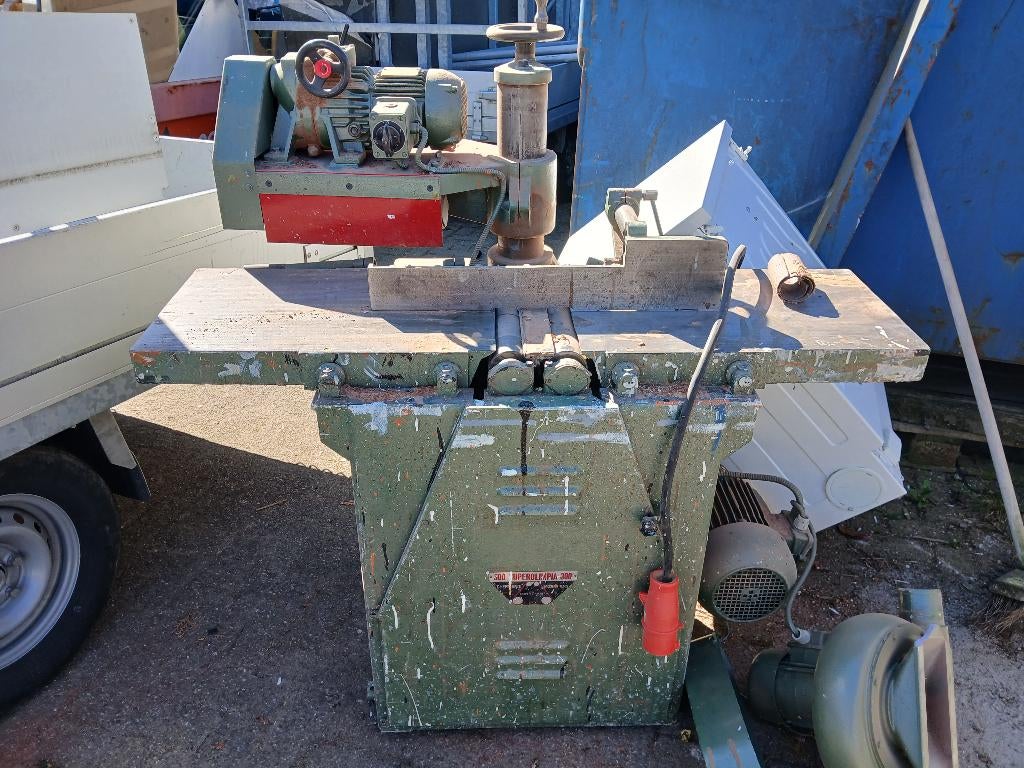 bandschuurmachine 30 cm met aandrijfwals 380V, Ophalen, Gebruikt, 1200 watt of meer, Bandschuurmachine