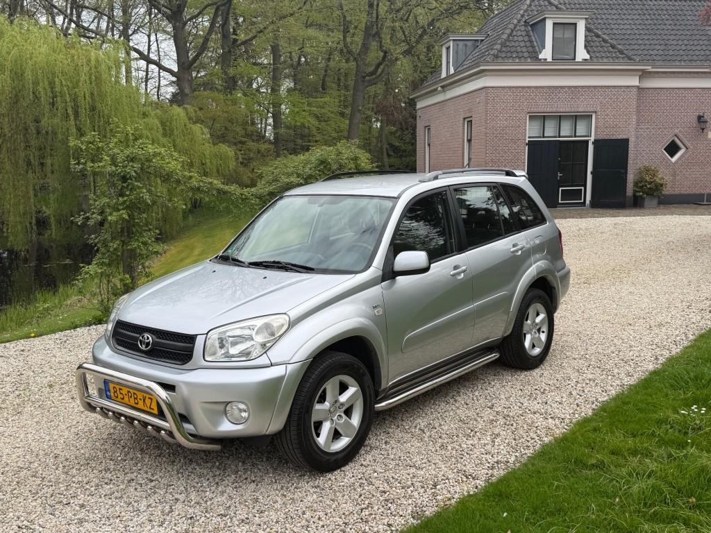Toyota RAV4 2.0-16V VVT-I SOL 4x4 Automaat #RIJKLAAR, Auto's, Toyota, Automaat, 1998 cc, 4 cilinders, 150 pk