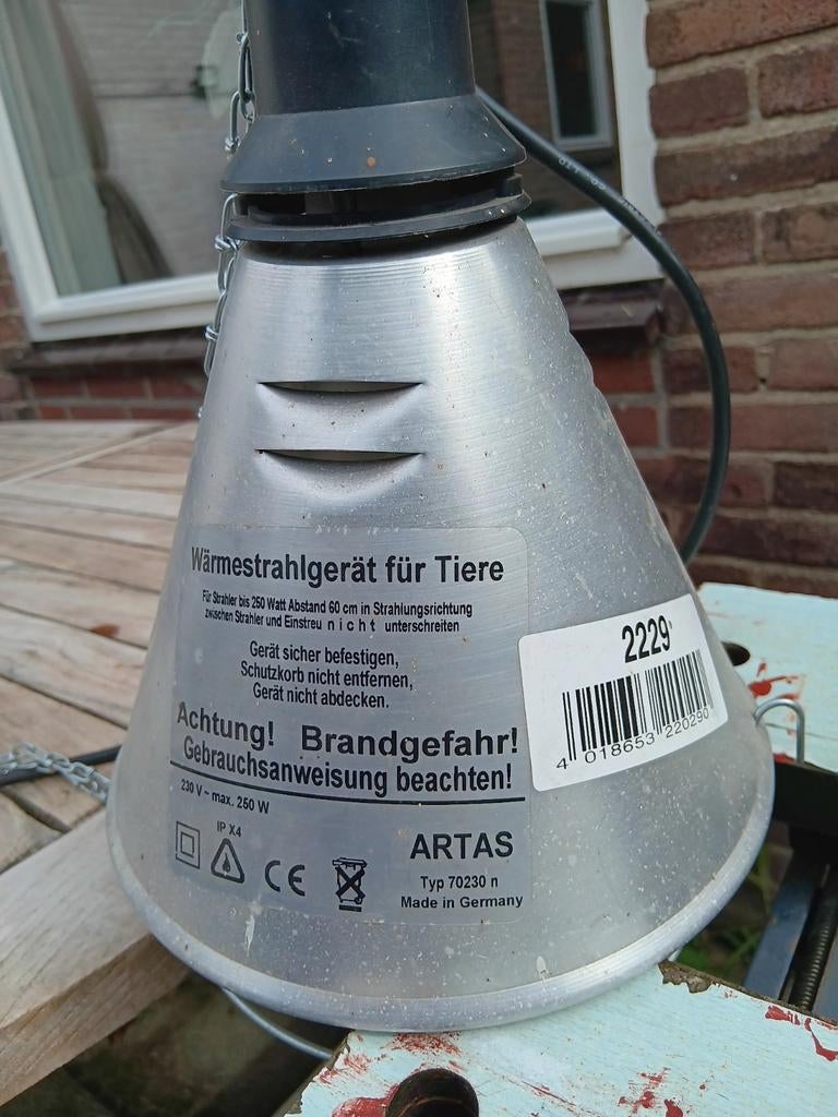 Warmtelamp armatuur zonder lamp., Dieren en Toebehoren, Pluimvee | Toebehoren, Ophalen, Overige typen