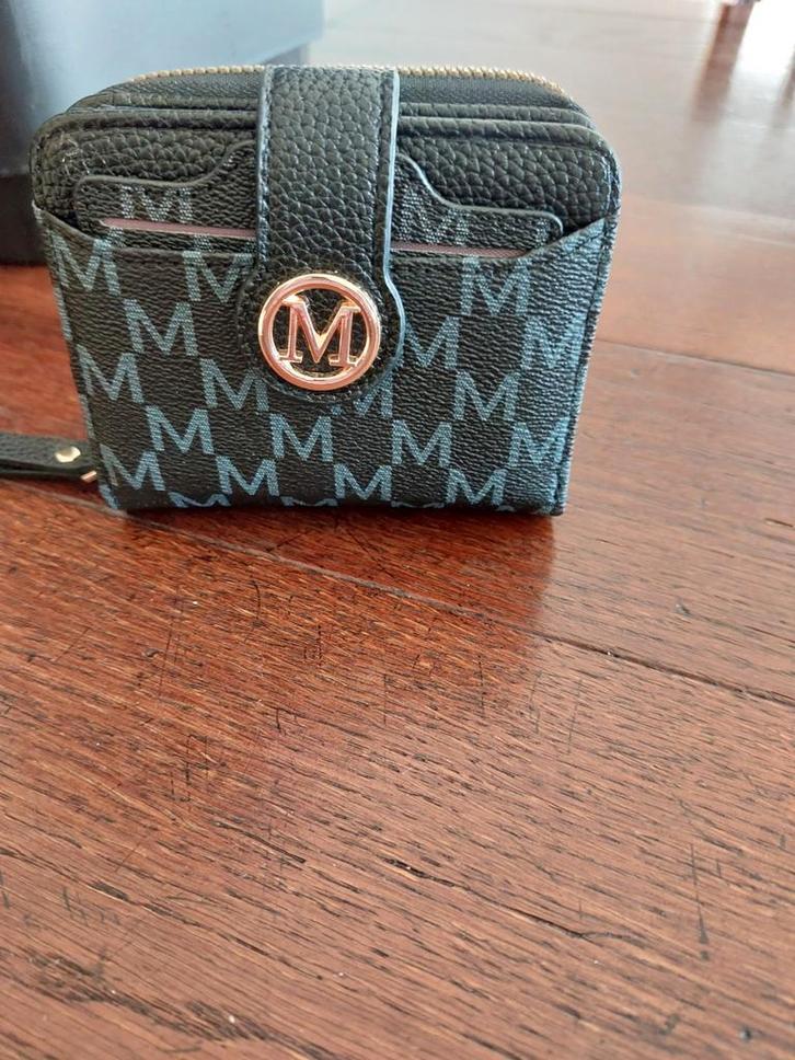 Nieuwe Kleine Dames Portemonnee met Pasjeshouder Zwart, Sieraden, Tassen en Uiterlijk, Portemonnees, Nieuw, Overige merken, Zwart