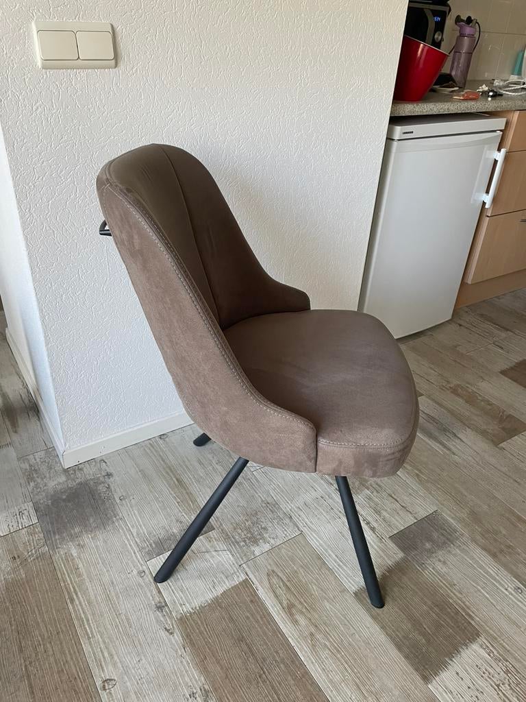 Te koop 4 eetkamerstoelen, Overige materialen, Overige kleuren, Ophalen of Verzenden, Zo goed als nieuw