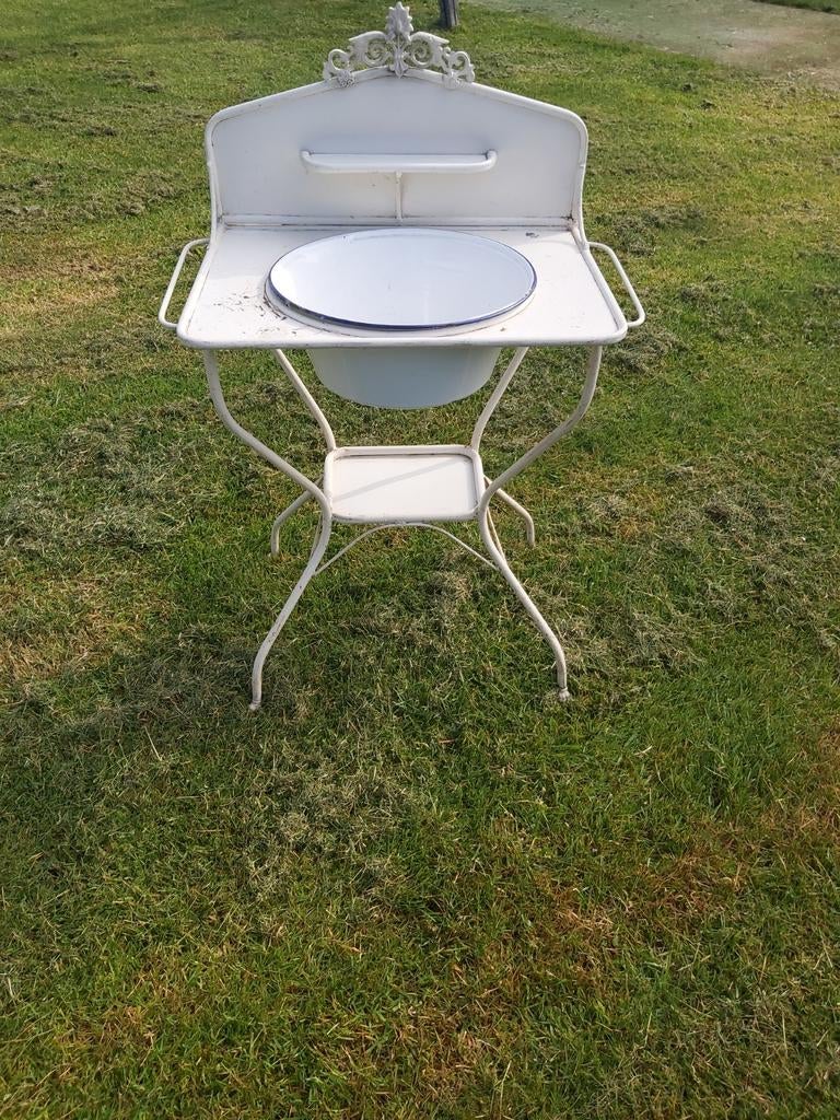 Brocante wastafel in gebruikte staat antieke, Antiek en Kunst, Curiosa en Brocante, Ophalen of Verzenden
