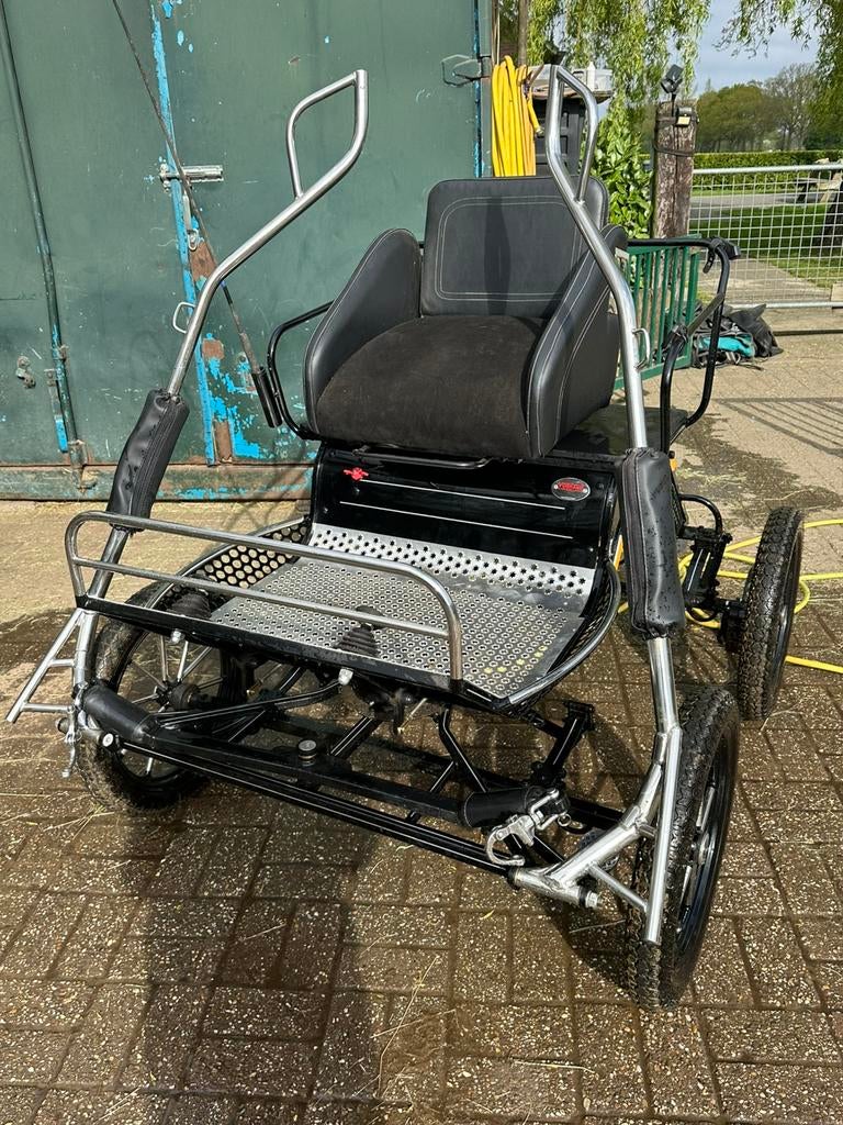 16 inch dressuur wagen enkelspan, Dieren en Toebehoren, Ophalen of Verzenden, Zo goed als nieuw