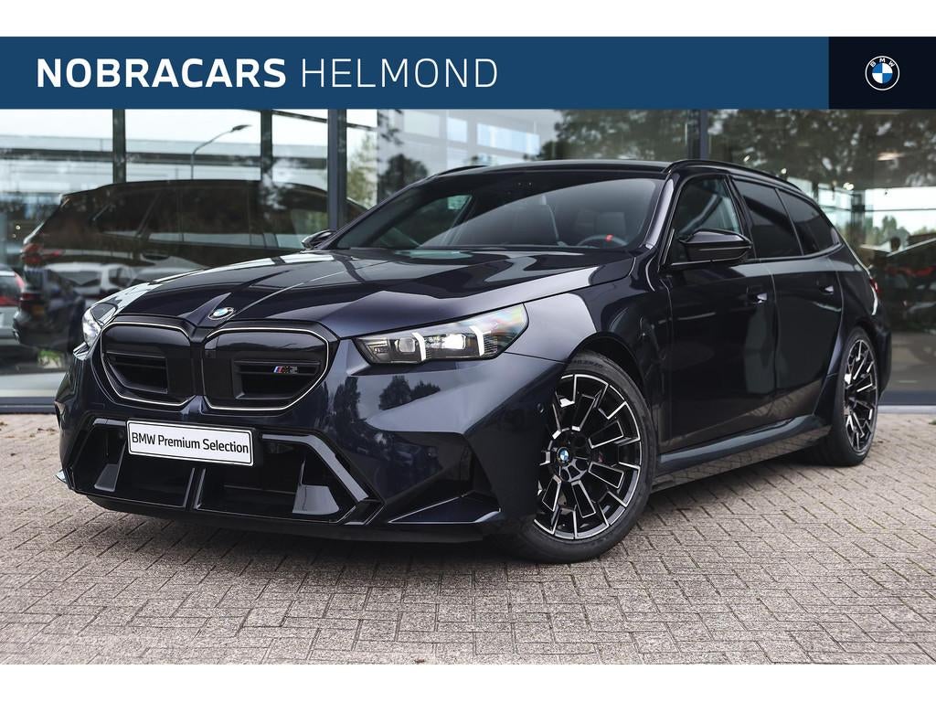 BMW M5 Touring Automaat / Panoramadak / Trekhaak / Stoelvent, Achterwielaandrijving, Gebruikt, Met garantie (alle), Stoelverwarming