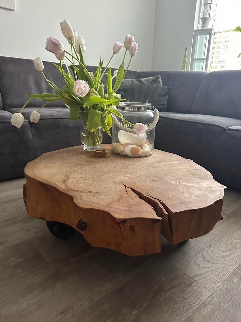 Boomstam salontafel handgemaakt op wielen, Huis en Inrichting, Tafels | Salontafels, Ophalen, 50 tot 100 cm, Rond, Zo goed als nieuw