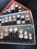 Handgeschilderde poppetjes voor schematherapie of poppenhuis, Ophalen of Verzenden, Zo goed als nieuw