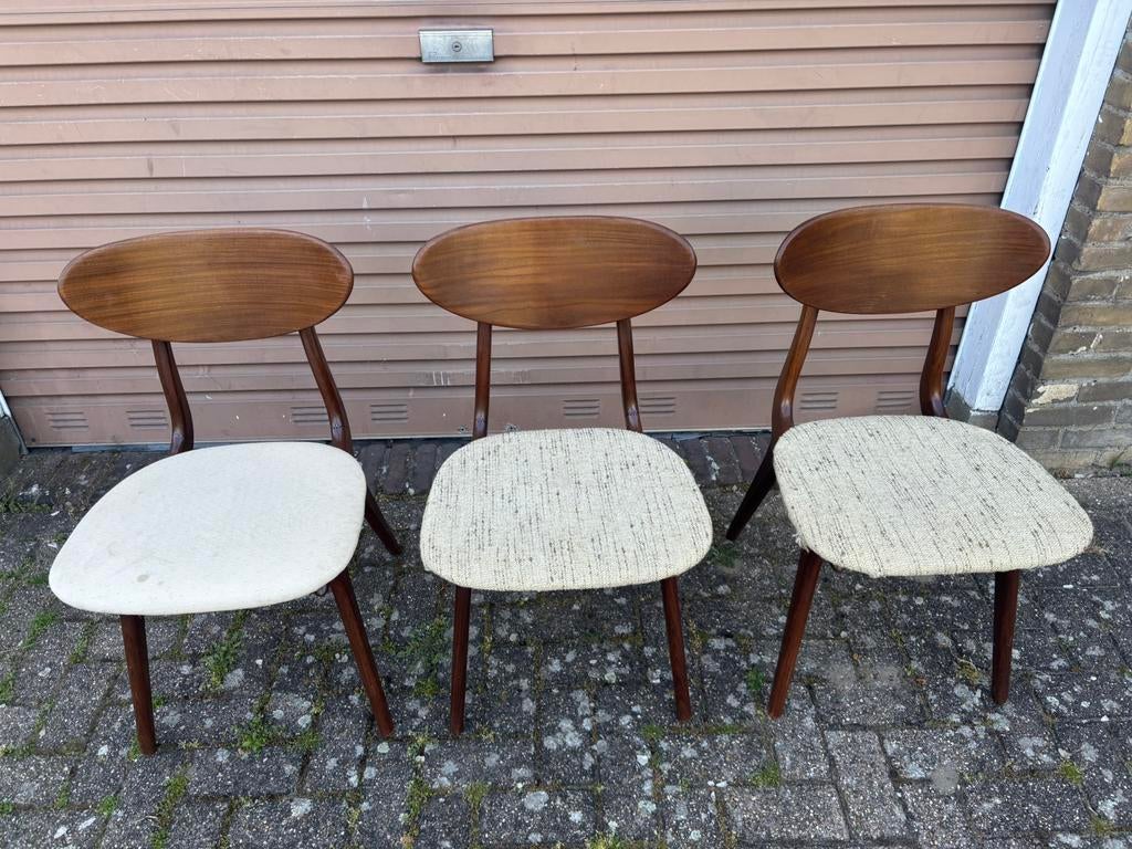 Antieke houten stoelen, Huis en Inrichting, Stoelen, Ophalen of Verzenden, Zo goed als nieuw, Hout, Drie