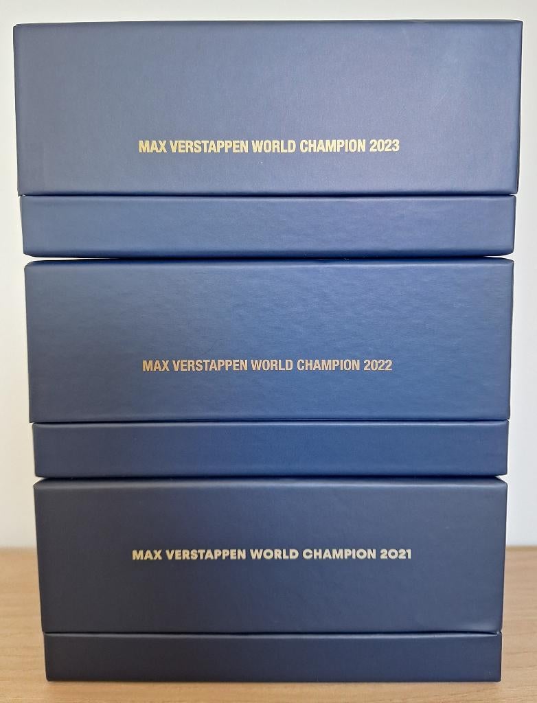 Max Verstappen WORLD CHAMPION Spark Special Editions, Ophalen of Verzenden, Nieuw, Formule 1