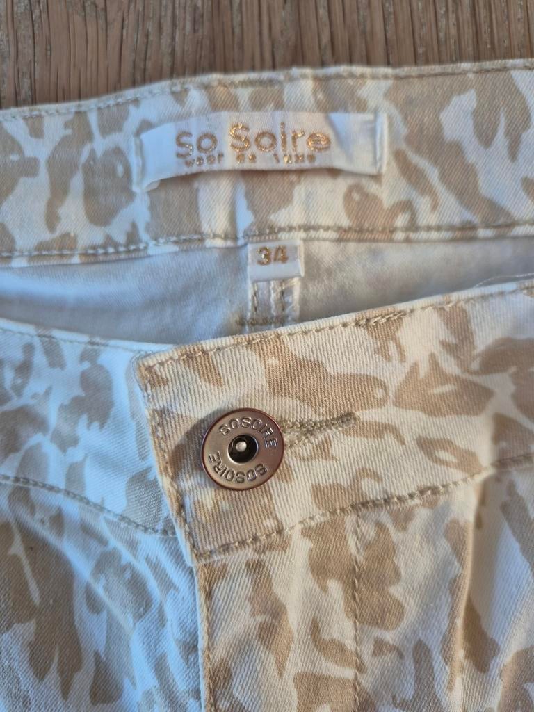 So Soire Dames Zomerbroek Maat 34=42 Beige/Wit Print, Kleding | Dames, Broeken en Pantalons, So Soire, Beige, Maat 42/44 (L), Ophalen of Verzenden