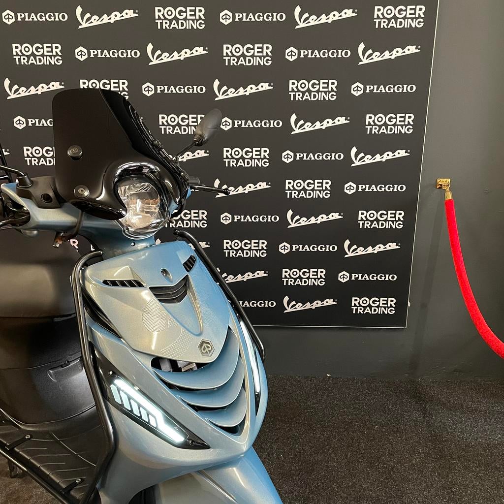 Piaggio Zip 50 Brom 4T 3V Blue Grey Parelmoer 2022, Ophalen, Overige modellen, Piaggio, Maximaal 45 km/u