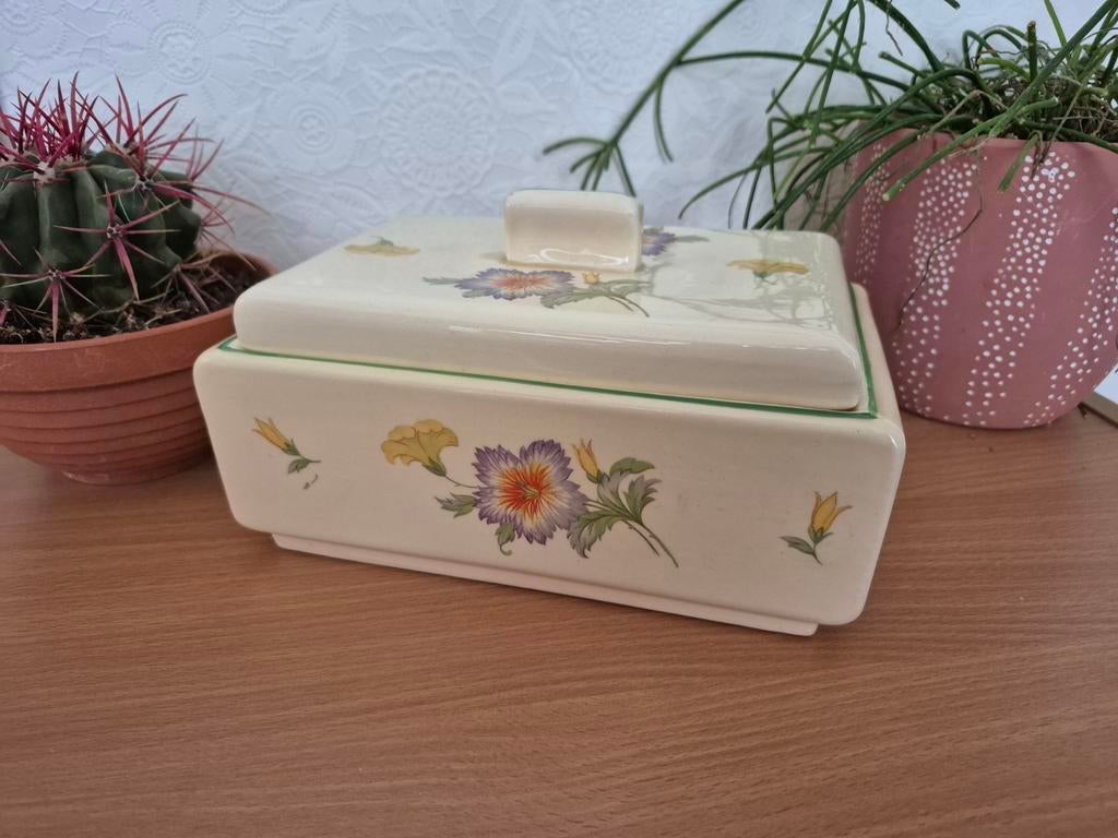 Art nouveau jugendstil plateel koekpot Society Maestricht, Antiek en Kunst, Antiek | Keramiek en Aardewerk, Ophalen of Verzenden