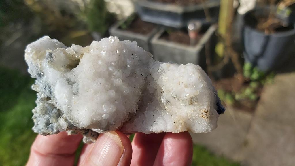 Ric12 Mooie Kwarts cluster op Fluoriet Fontsante Frankrijk, Ophalen of Verzenden, Mineraal