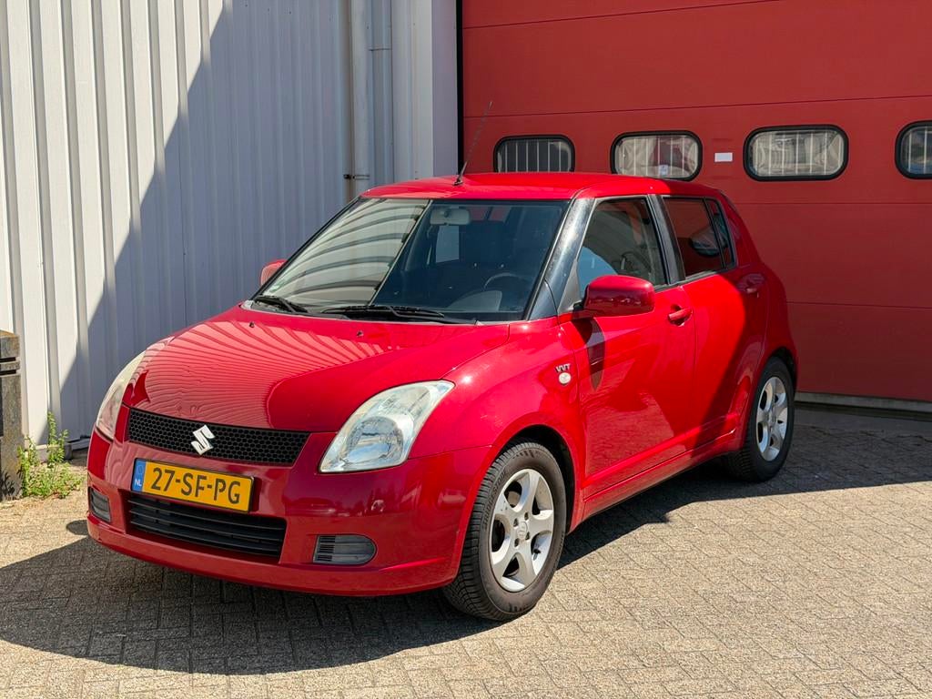 Suzuki Swift 1.5 GLS, Auto's, Suzuki, Voorwielaandrijving, 15 km/l, 4 cilinders, 400 kg