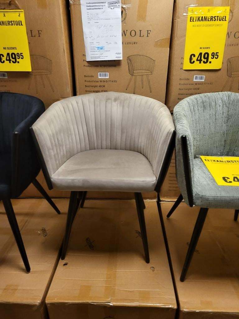 Eetkamerstoel - Opkoopje voor €49.95, Antiek en Kunst, Antiek | Meubels | Stoelen en Banken, Ophalen of Verzenden