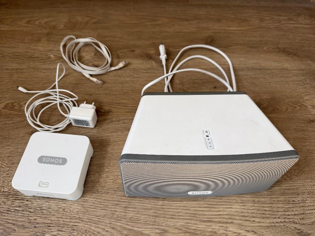 Sonos Play 3 + Bridge en kabels, Audio, Tv en Foto, Luidsprekers, Gebruikt, Ophalen of Verzenden, Sonos, Minder dan 60 watt