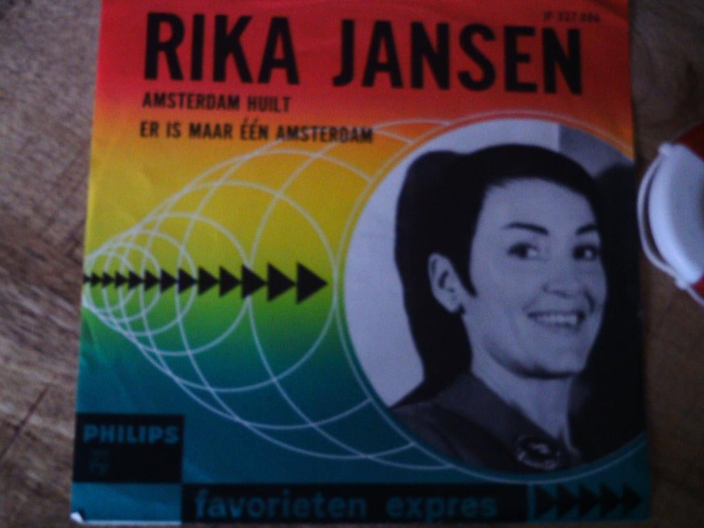 rika jansen - amsterdam huilt  27mrt, Cd's en Dvd's, Vinyl Singles, 7 inch, Single, Ophalen of Verzenden, Zo goed als nieuw