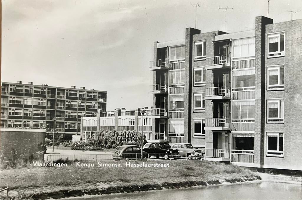 Ansichtkaart Flat aan de Kenau Simosz Hesselaarstraat, Ophalen of Verzenden, 1960 tot 1980, Gelopen, Zuid-Holland