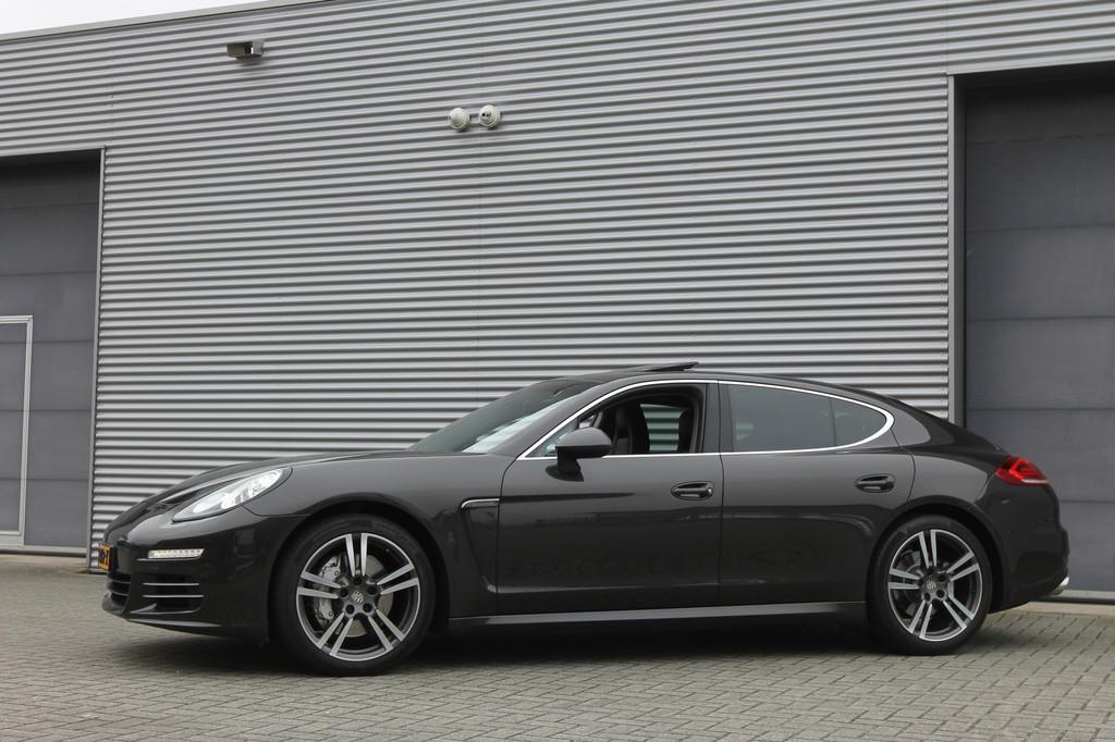 Porsche Panamera 3.0 4S I Aut. I 421PK I Schuifdak I Leder, Auto's, Porsche, Automaat, Euro 5, Gebruikt, Zwart