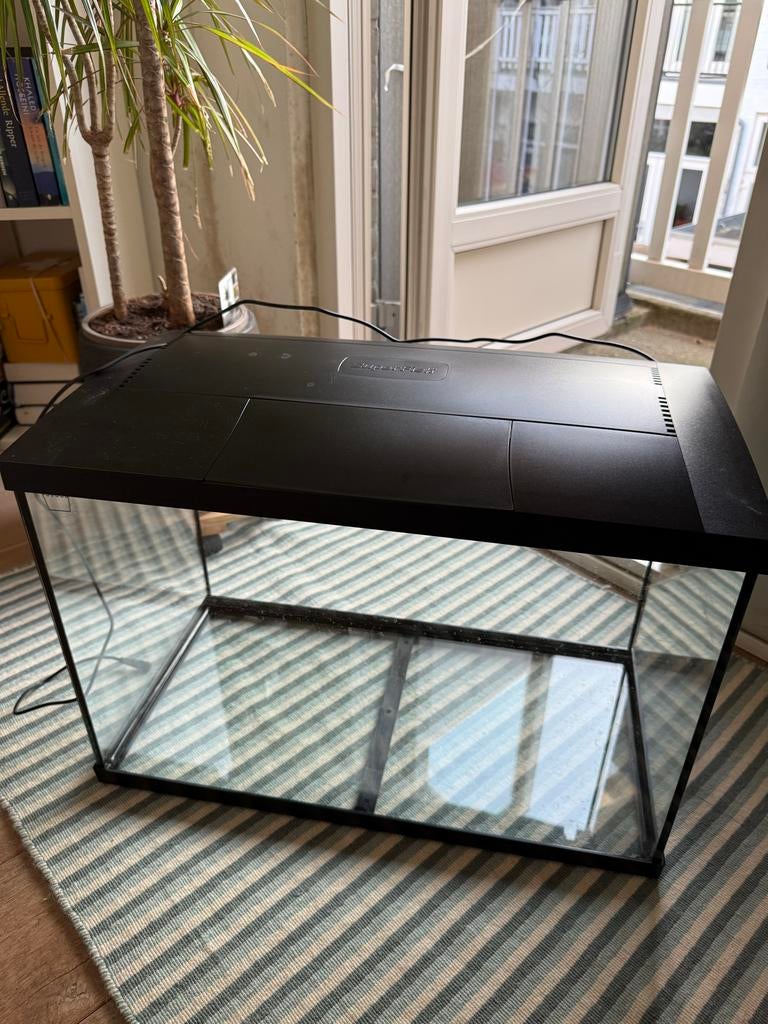 mooi aquarium 60 x 30 x 40 cm (l x b x h), Dieren en Toebehoren, Vissen | Aquaria en Toebehoren, Ophalen, Zo goed als nieuw, Leeg aquarium