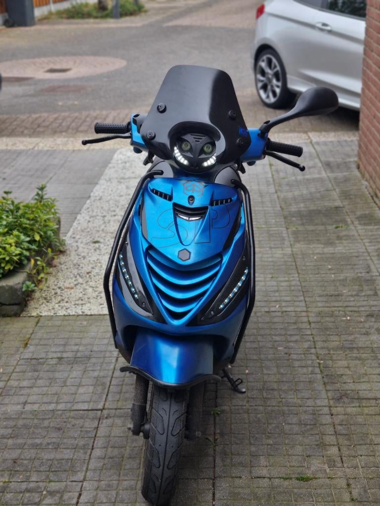 Piaggio zip 4t iget brom (2019), Fietsen en Brommers, Scooters | Piaggio, Maximaal 45 km/u, Zip, Ophalen of Verzenden, Zo goed als nieuw