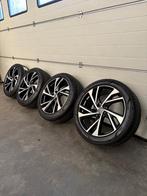 Volvo XC40 Lynk & Co 01 20 inch R-design zomerset Pirelli, Auto-onderdelen, Banden en Velgen, Ophalen, Gebruikt, 255 mm, Banden en Velgen