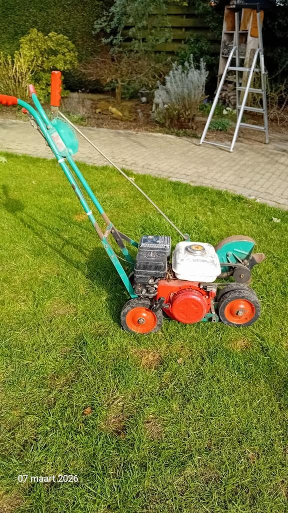 Kantensnijder Powertrim 300 H met betrouwbare Honda motor, Tuin en Terras, Benzine, Gebruikt, Ophalen of Verzenden, Powertrim