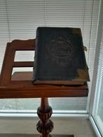 Antieke Engelse Statenbijbel op standaard, Antiek en Kunst, Ophalen of Verzenden, Onbekend