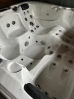 Balboa Jacuzzi 230x230cm, Tuin en Terras, Bubbelbaden en Hottubs, Ophalen, Gebruikt, Afdekzeil, Vast